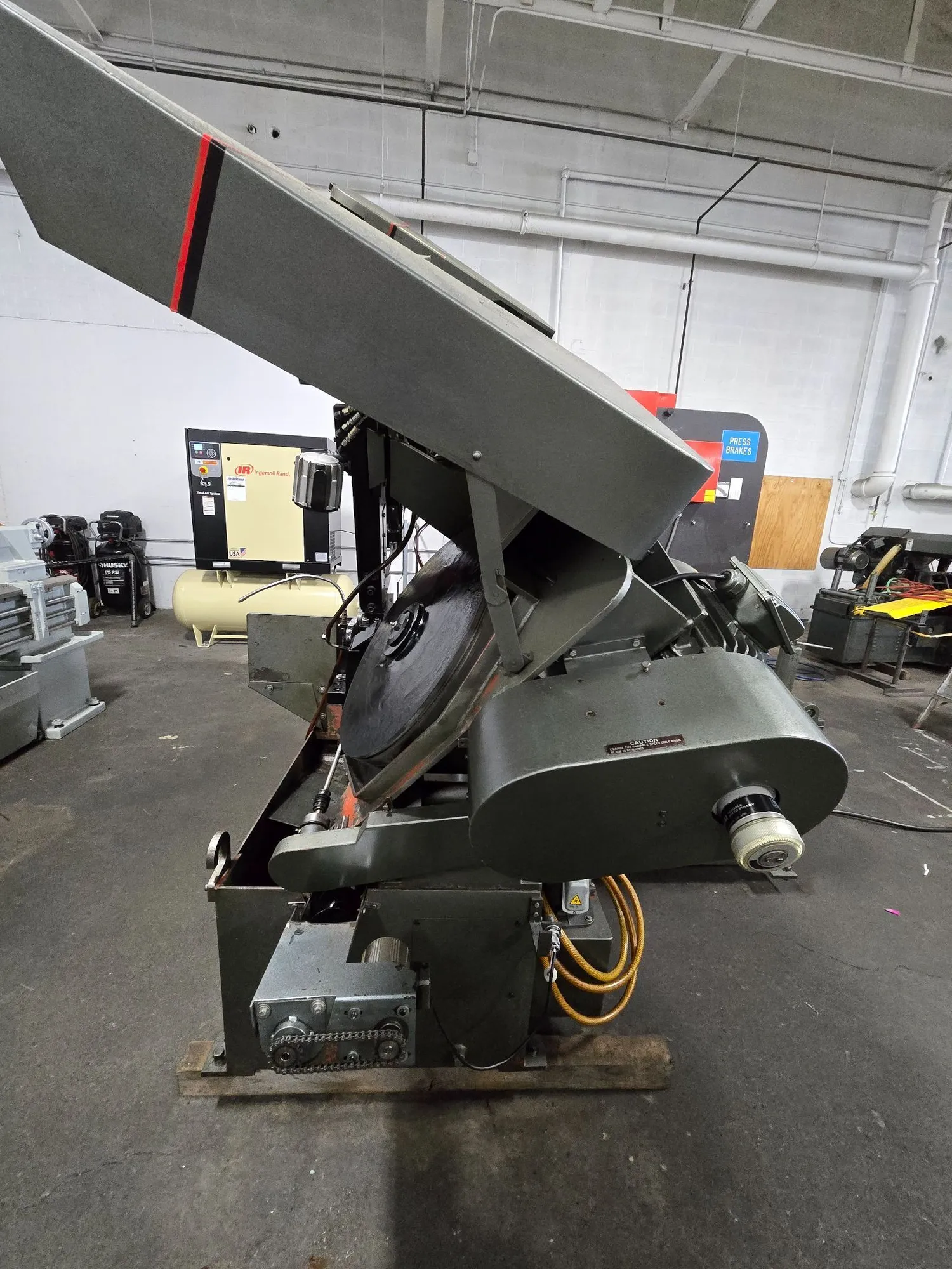 SPARTAN PA18 BANDSAW 18X18-IN CUT 1.5-IN BLADE 7.5HP 230V - undefined