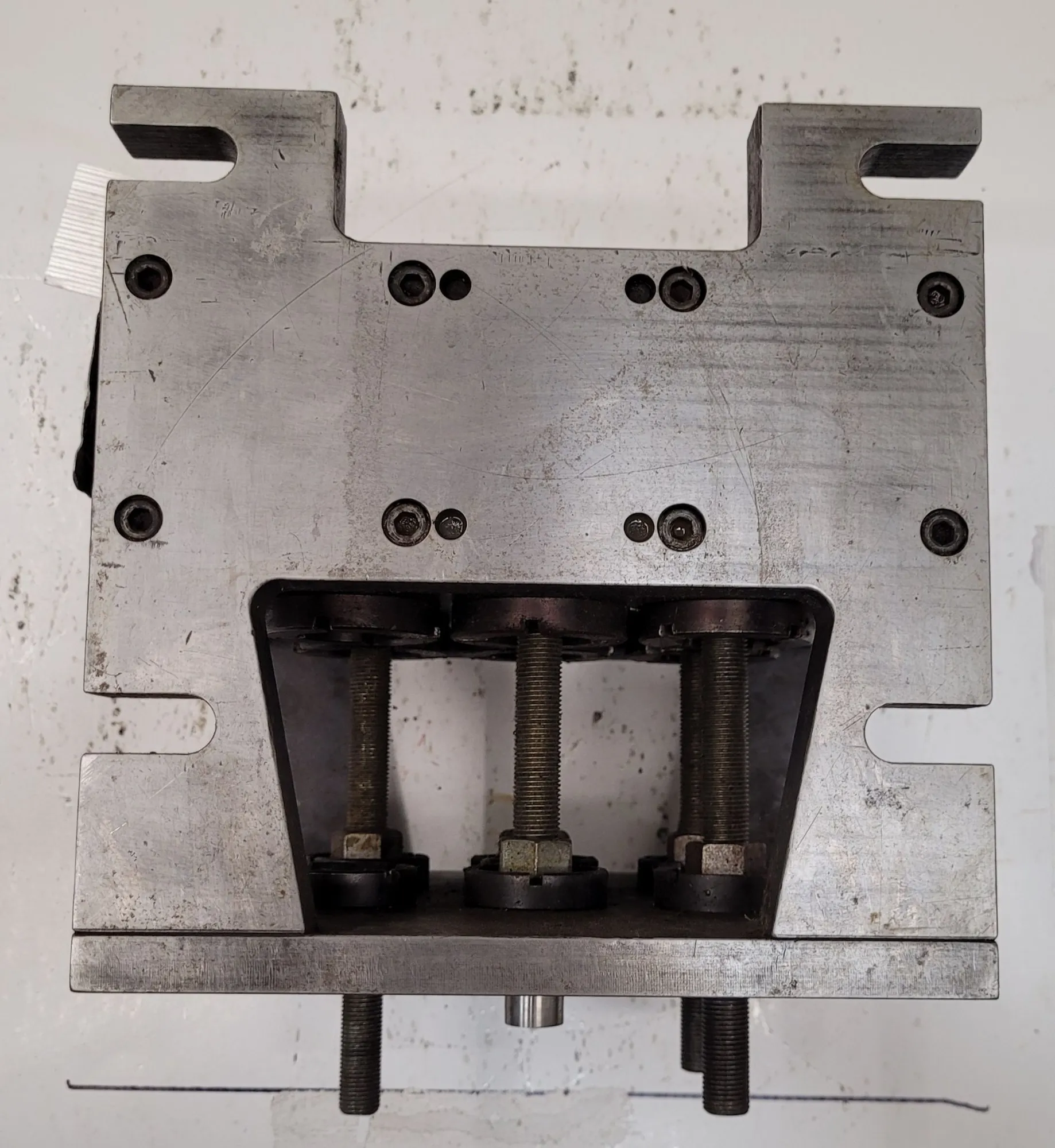 BEERE 6 STATION UNIFORM 5C COLLET FIXTURE, MAX GRIP PRESSURE 2500 - undefined