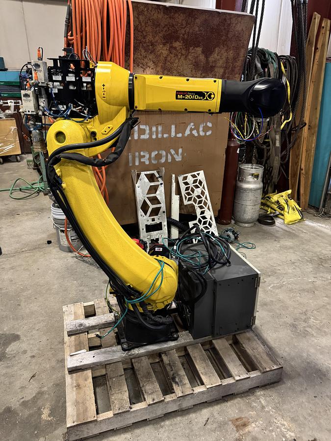2021 FANUC M-20ID/25 ARTICULATED ROBOT, 25KG PAYLOAD, 1831MM REACH, R-30IB PLUS MATE CONTROL - undefined