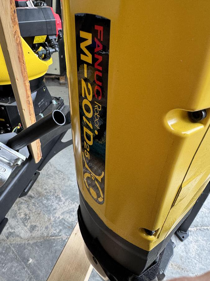 2021 FANUC M-20ID/25 ARTICULATED ROBOT, 25KG PAYLOAD, 1831MM REACH, R-30IB PLUS CONTROLLER - undefined