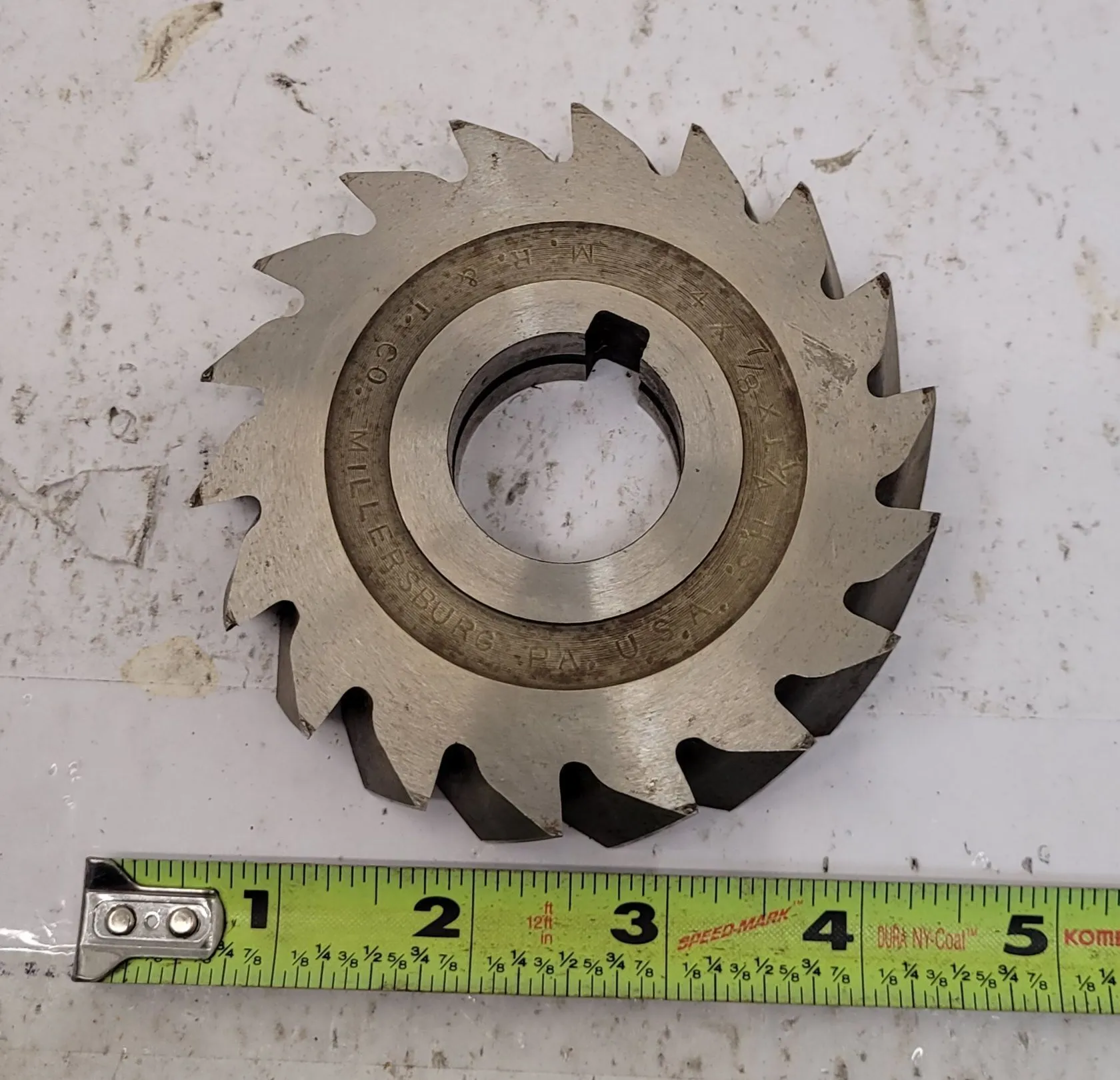 M.R. & T. CO HSS SLITTING SAW MILL, 4.0" X 7/8" X 1-1/4", 4" DIAMETER, 1-1/4" ARBOR HOLE, 18 TEETH - undefined