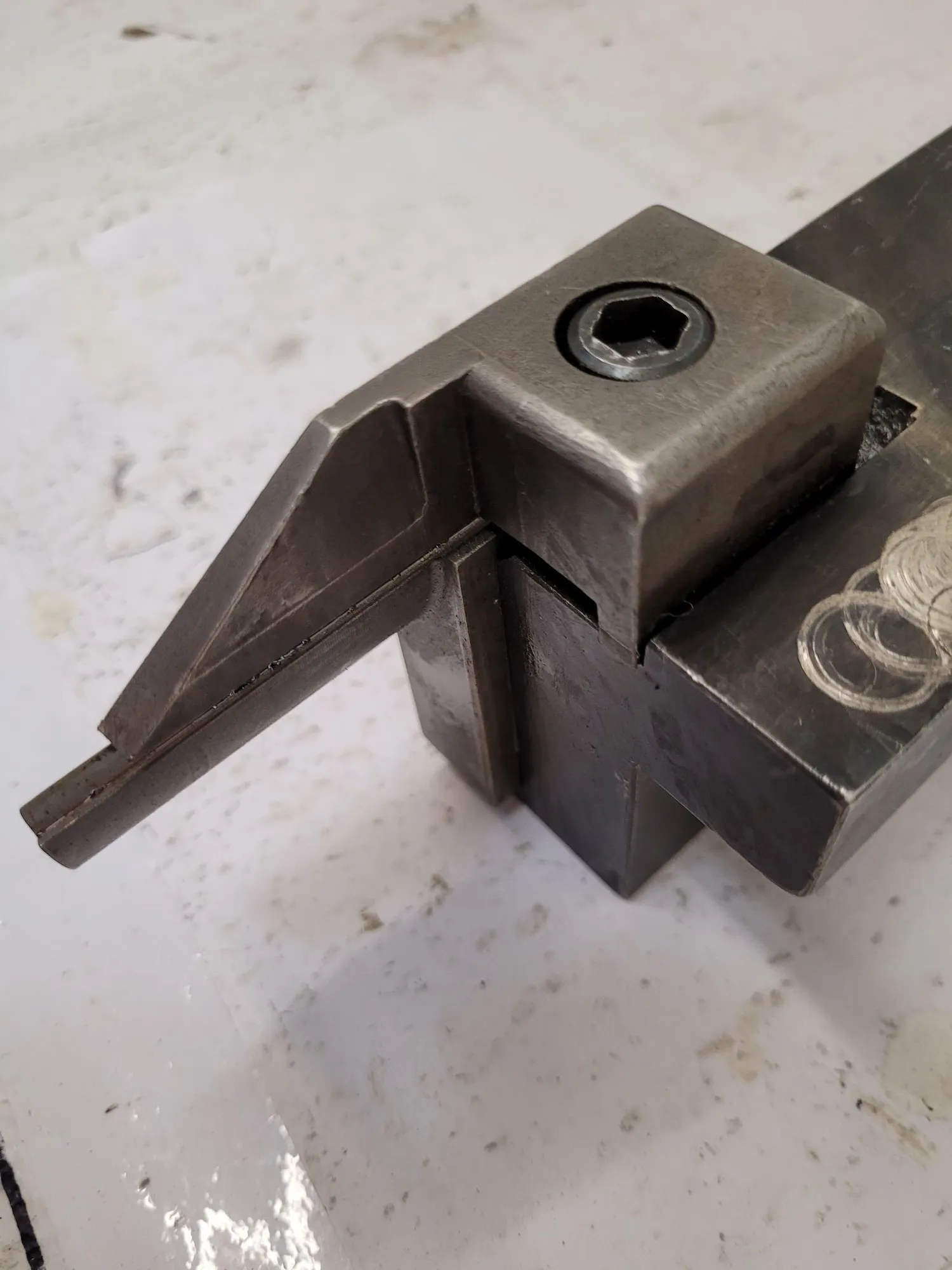 MANCHESTER T-10 LH TOOL HOLDERS - T-300-10 LH & T-100-10 LH (LOT OF 2) - undefined