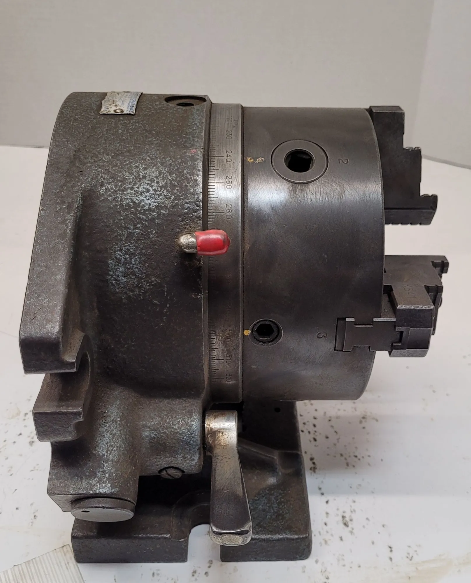 YUASA 550-006 ACCU-DEX ROTARY INDEXER SUPER SPACER W/ 6-1/2" 3 JAW CHUCK - undefined