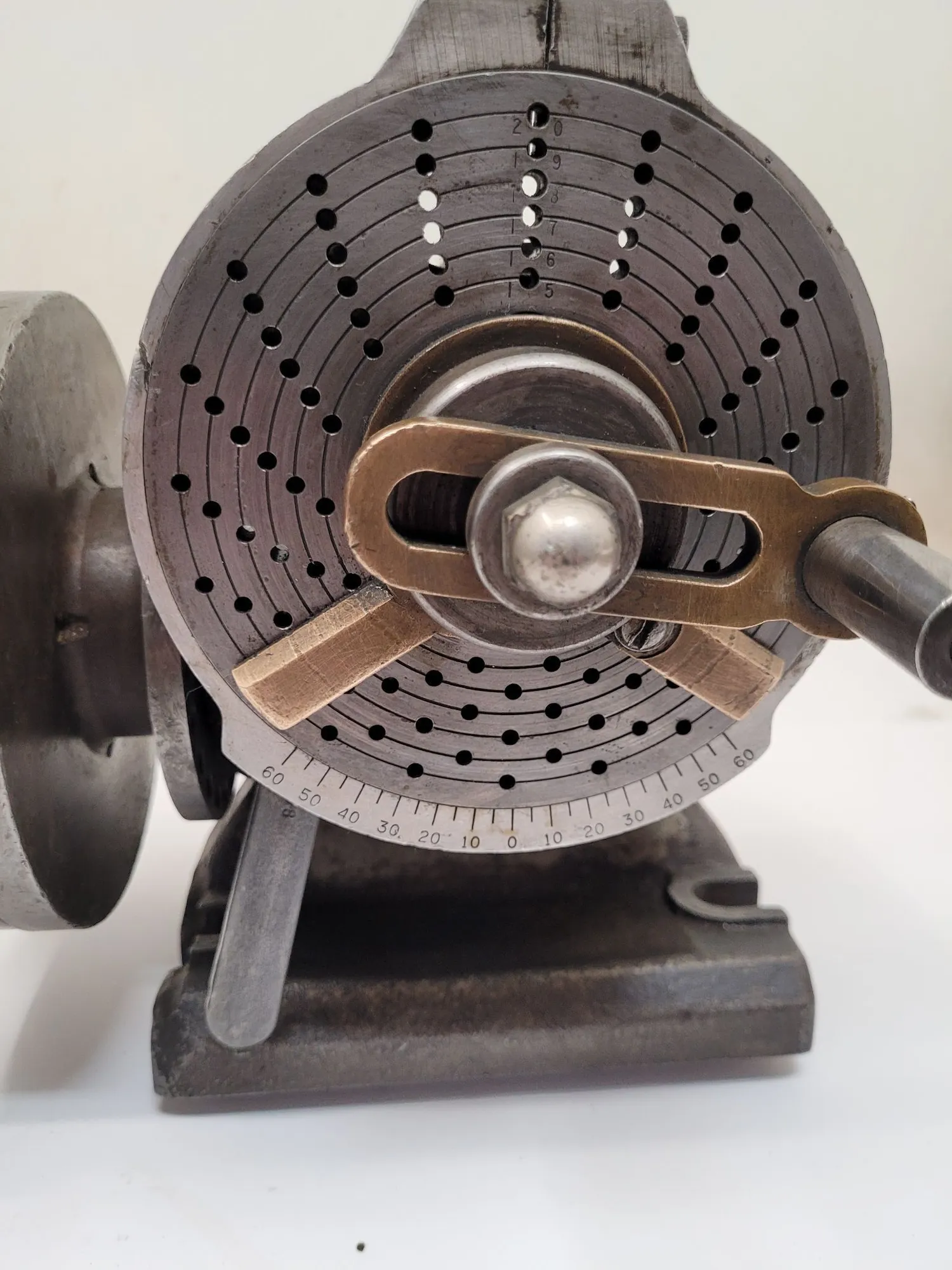 ELLIS DIVIDING HEAD W/ 6 INCH – 4 JAW CHUCK - undefined