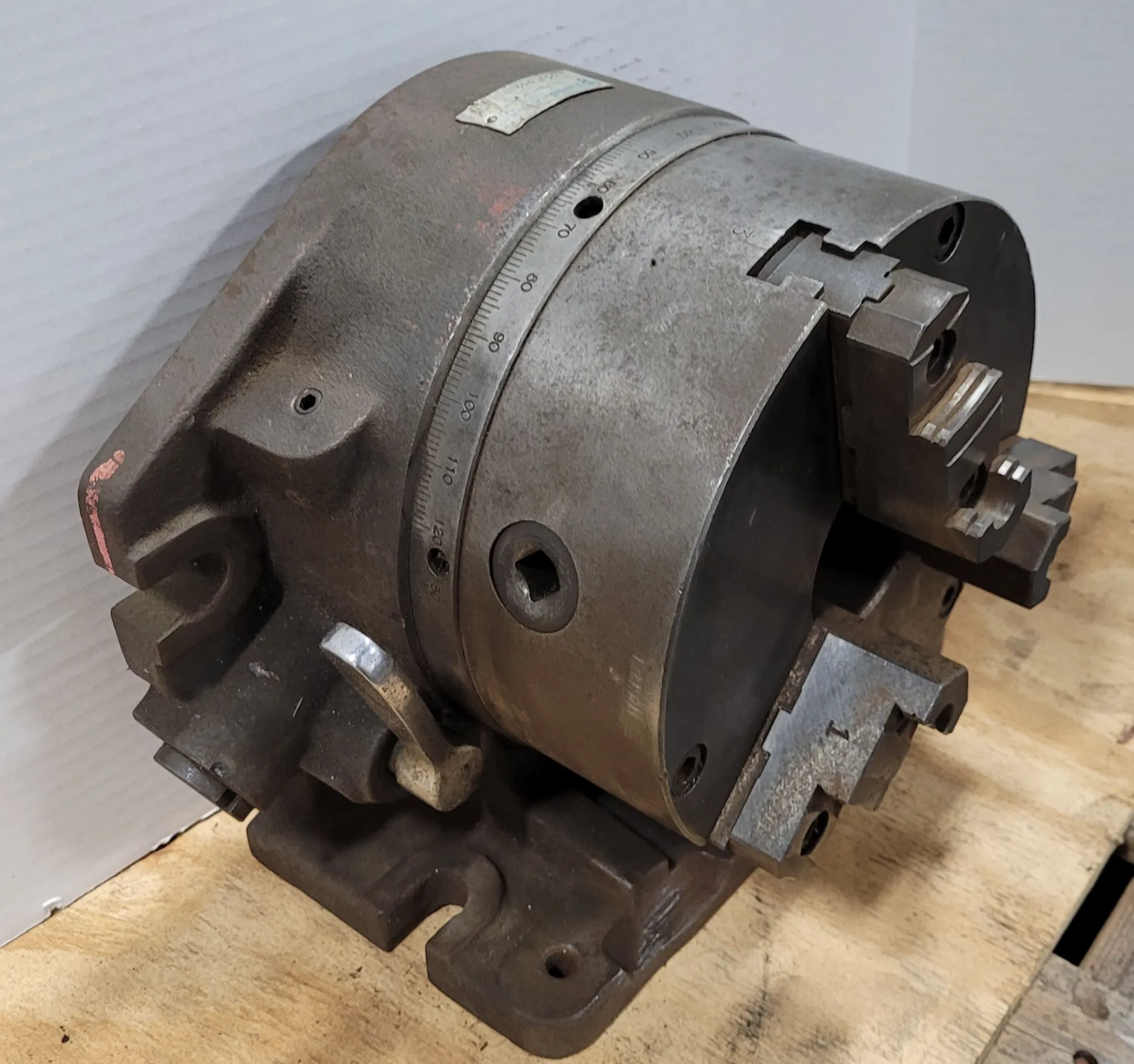 YUASA 550-007 ACCU-DEX ROTARY INDEXER SUPER SPACER W/ 3 JAW CHUCK, 8" CHUCK SIZE - undefined