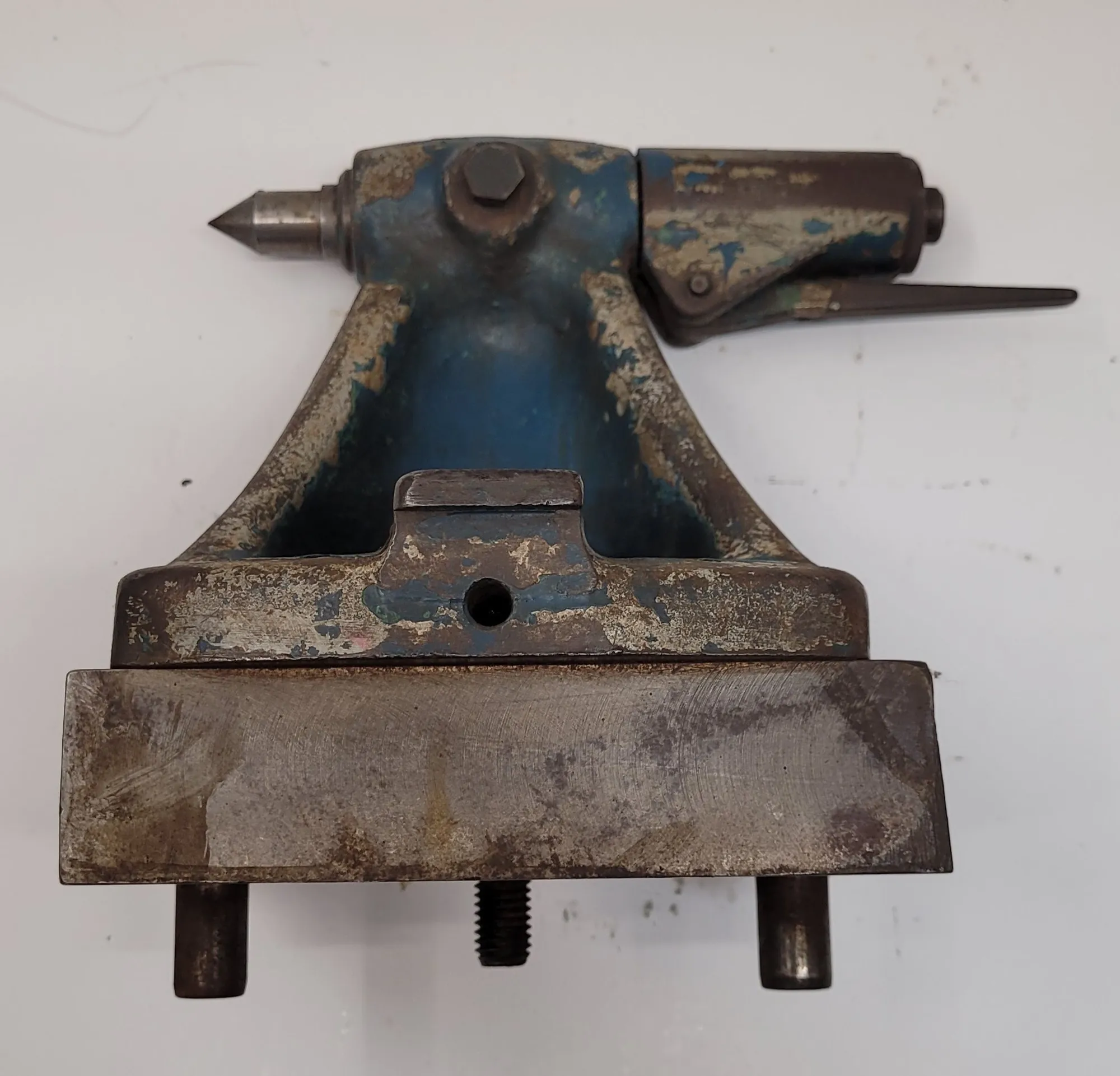 K.O. LEE TAILSTOCK - 5-3/8" CENTER - undefined