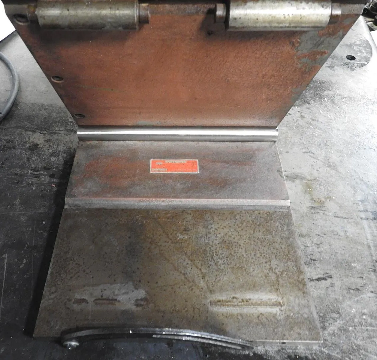 SUBURBAN TOOL COMPOUND SINE PLATE, MODEL: SPC-1212-S2, 12″ L X 12″ W X 4-3/16″ H - undefined