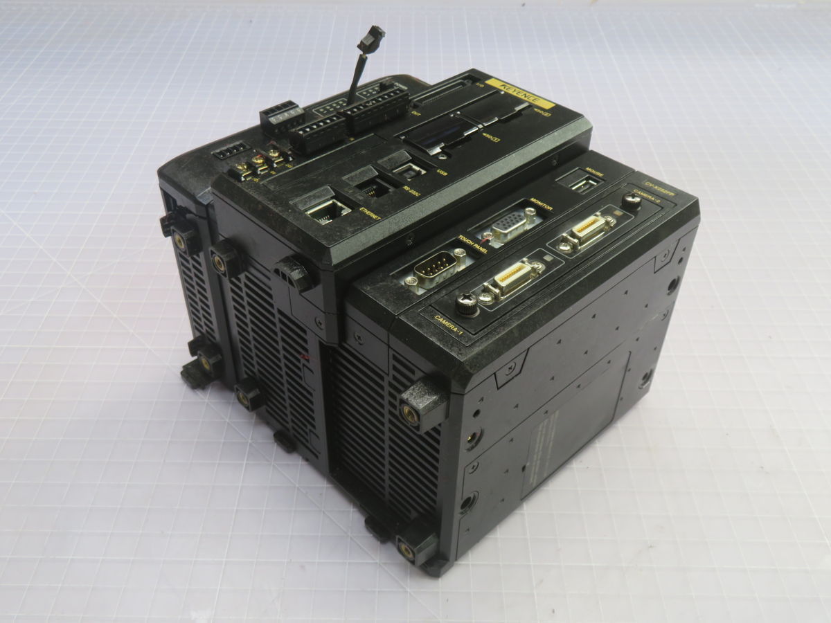 KEYENCE CV-X252FP VISION SYSTEM CONTROL W/ CA-DC21E - undefined