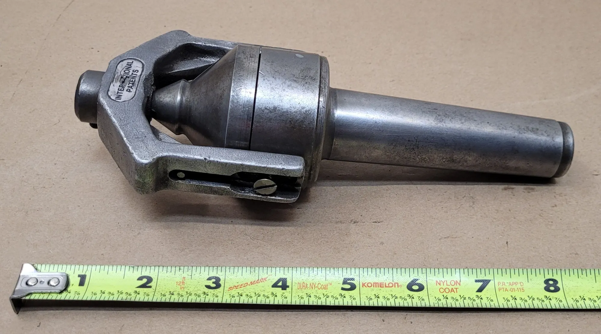 INTERNATIONAL PATENTS 4MT LIVE CENTER, OAL: 8IN, #4 MORSE TAPER - undefined