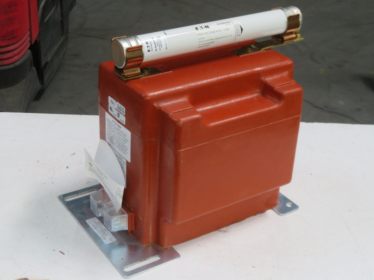 INSTRUMENT TRANSFORMER PTW5-1-110-842F VOLTAGE TRANSFORMER W EATON 15-5CAVH1E FUSE - undefined
