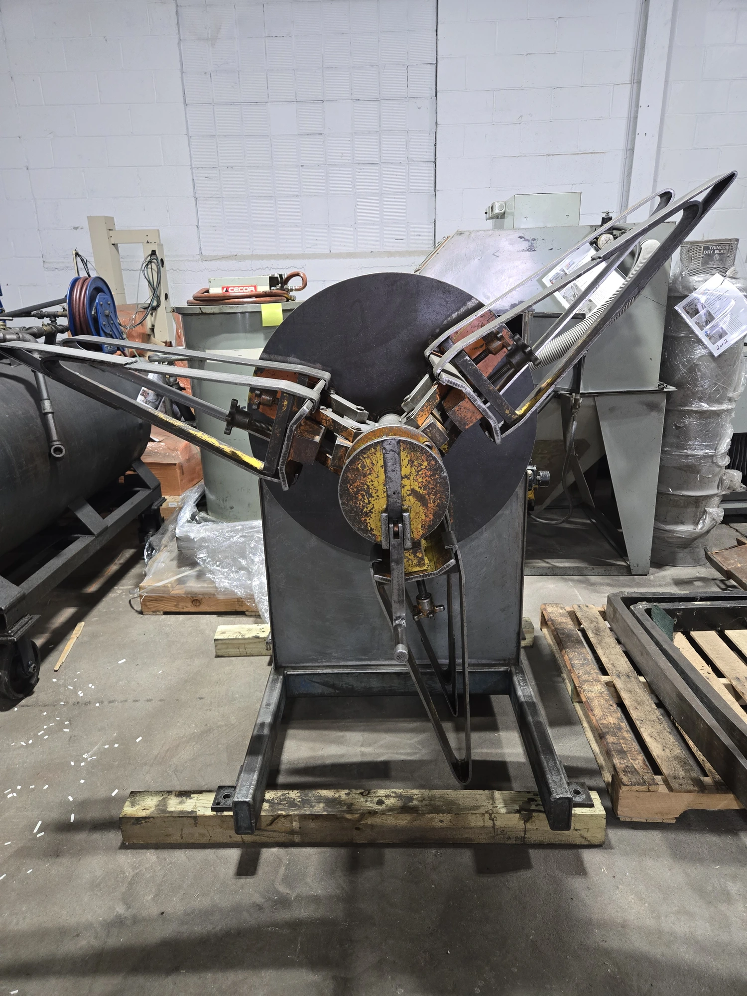 COE PRESS EQUIPMENT CPR-PO-2512 PULL OFF COIL REEL, 2500 LB. CAPACITY, 12" COIL WIDTH - undefined