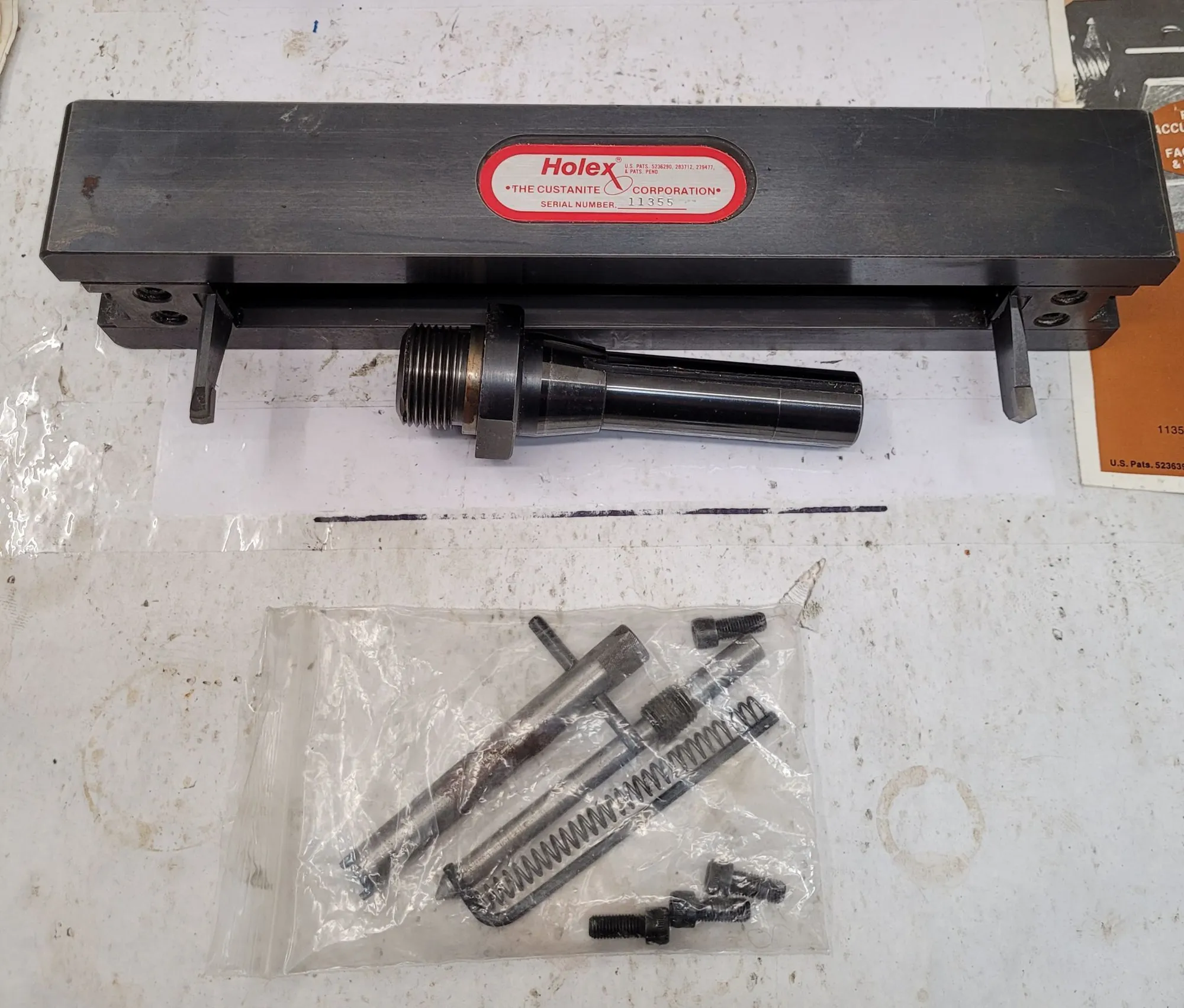 HOLEX 4255618 CIRCLE CUTTER TOOL - R8 SHANK, 1" TO 12" CUTTING DIAM, 1-1/2" DEPTH - undefined