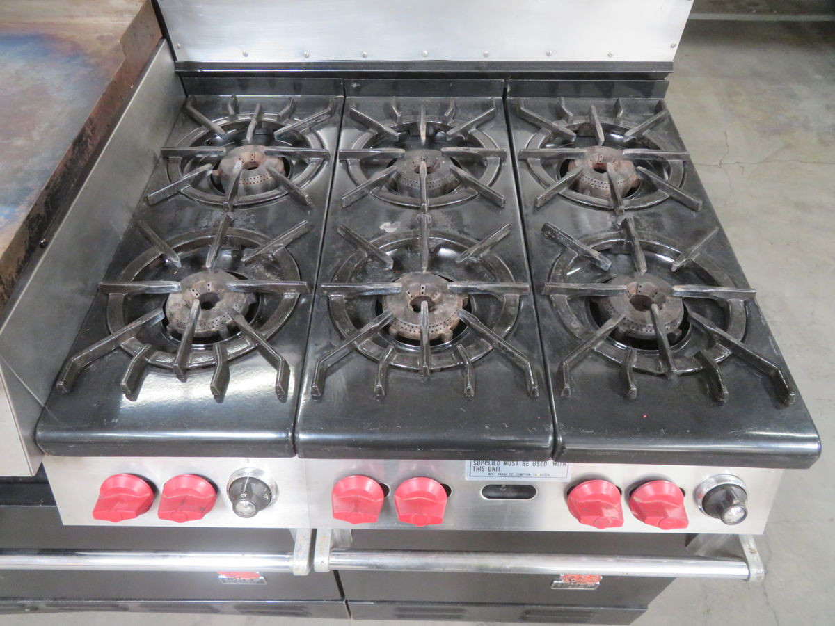 WOLF 36" 6 BURNERS WITH AN ADDITIONAL GRIDDLE/WARMER T268398 - undefined
