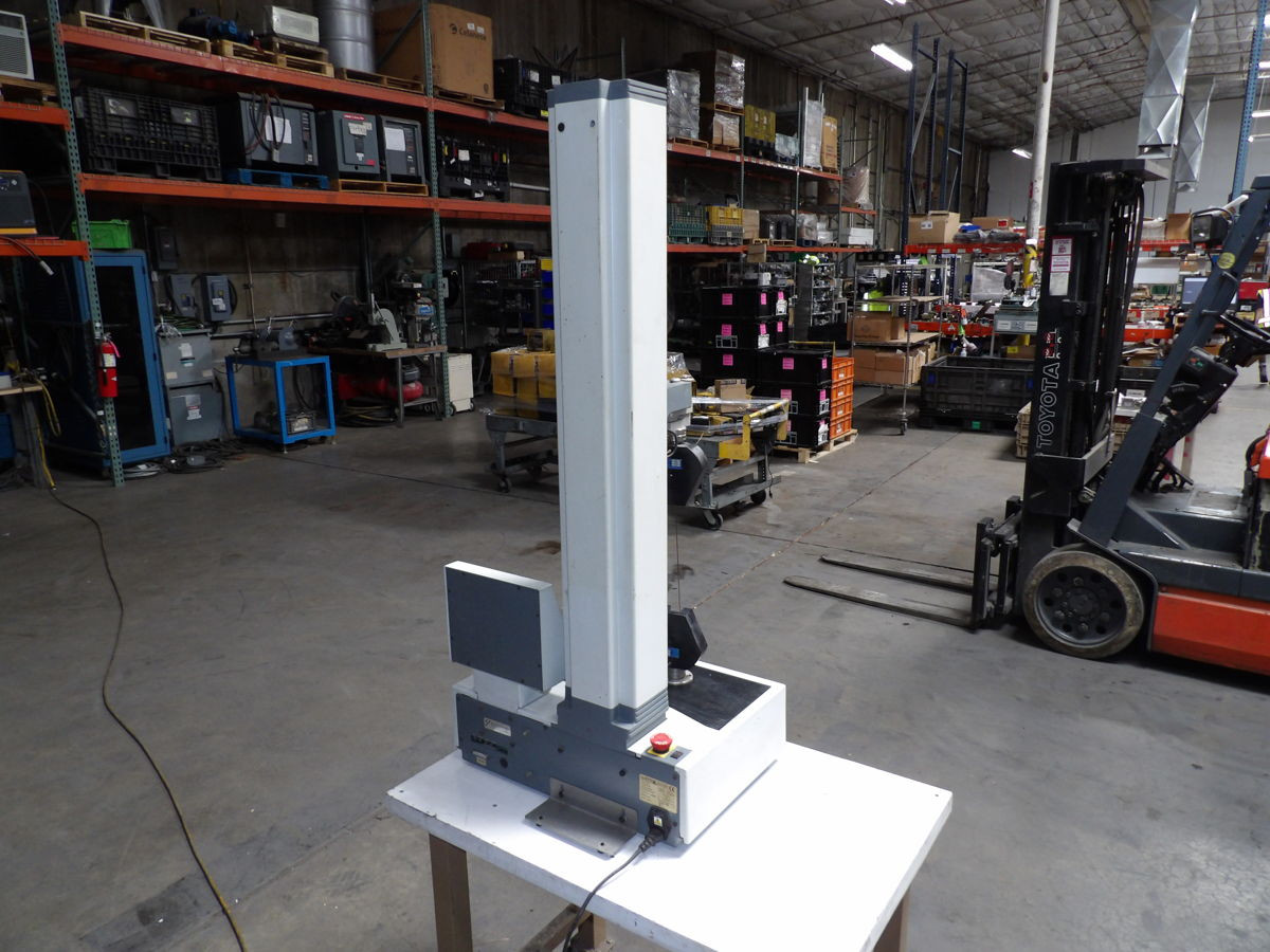 LLOYD INSTRUMENTS LRX5K COMPRESSION AND TENSILE TEST MACHINE - undefined