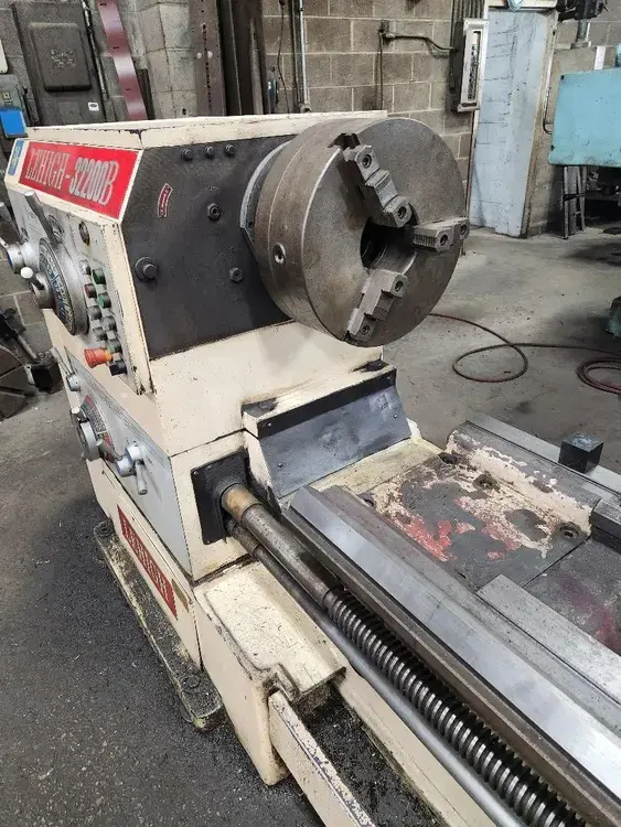 2008 LEHIGH 32200B HEAVY-DUTY GAP ENGINE LATHE, 32/44" X 200", 5" SPINDLE BORE, 20 HP - undefined