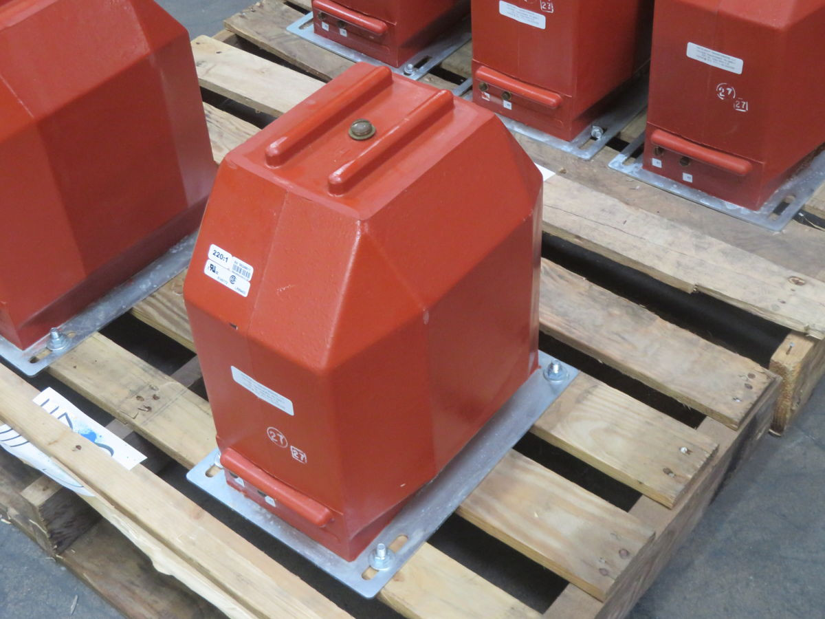 INSTRUMENT TRANSFORMERS PT7-1-150-SD02085 VOLTAGE TRANSFORMER, 60HZ, 26.4KV PRIMARY, 150 - undefined