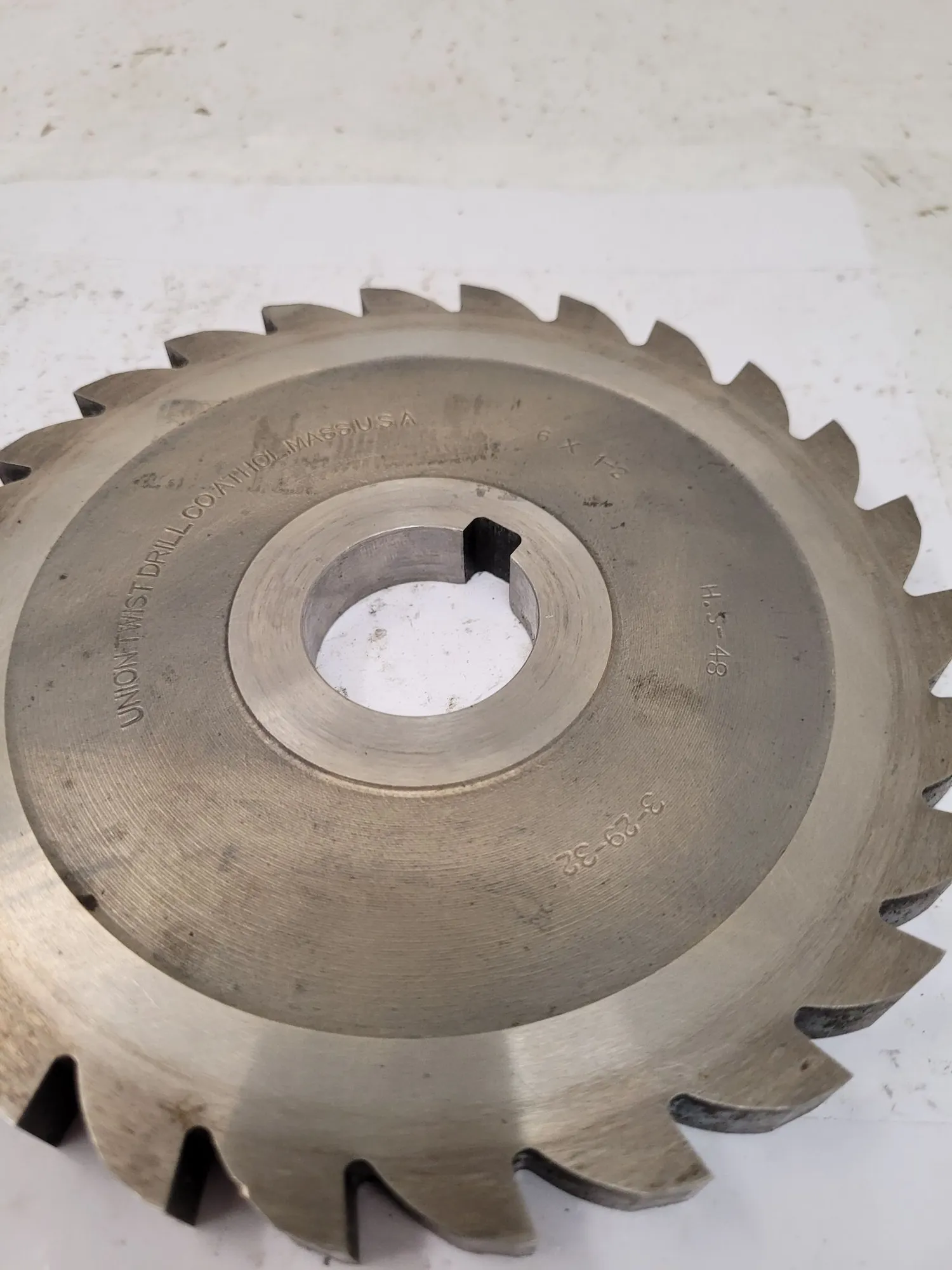UNION TWIST DRILL CO. HS-48 SAWMILL, 6” DIA, 0.5” THK, 1.25” ARBOR, 26 TEETH - undefined
