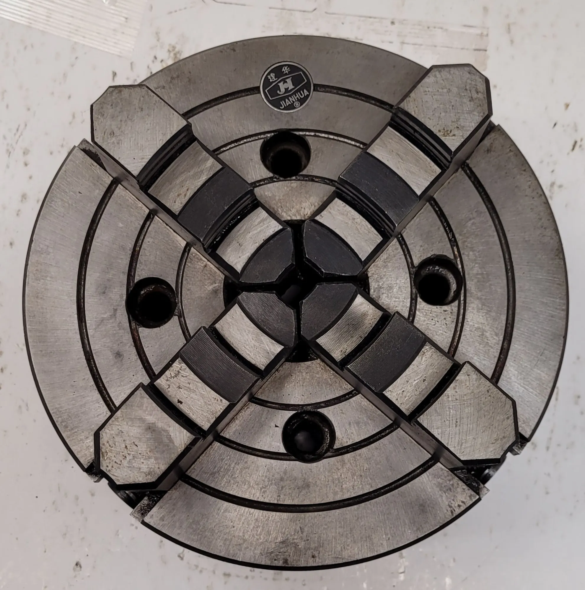 JIANHUA LATHE CHUCK, 8 INCH DIAMETER, 4 JAW, 2 INCH THROUGH HOLE - undefined
