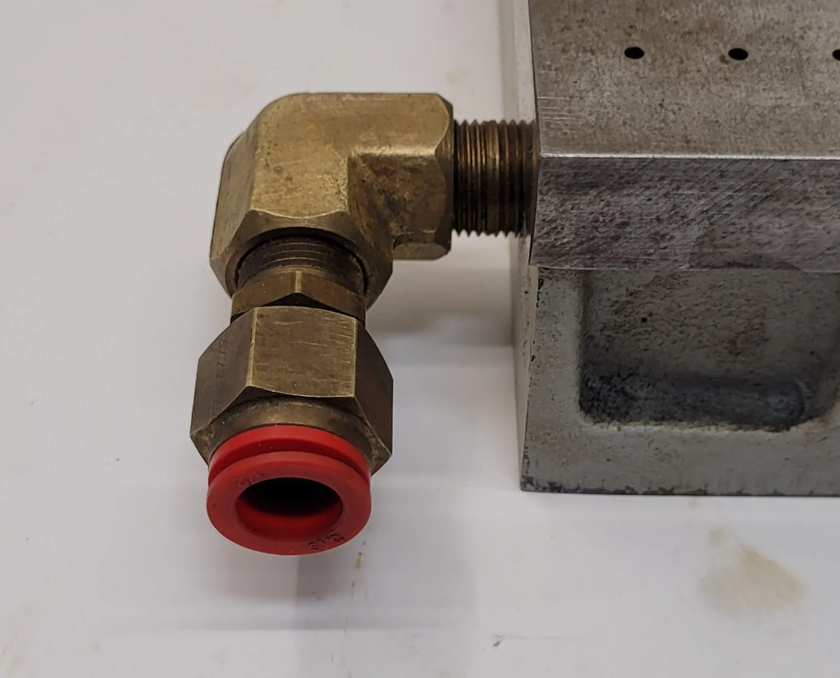 O.S. WALKER CO 618 VAC – VACUUM CHUCK – 18IN X 6IN - undefined