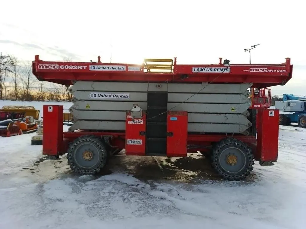 2021 MEC 6092RT ROUGH TERRAIN SCISSOR LIFT, 66 FT WORKING HEIGHT, 1,200 LB CAPACITY - undefined