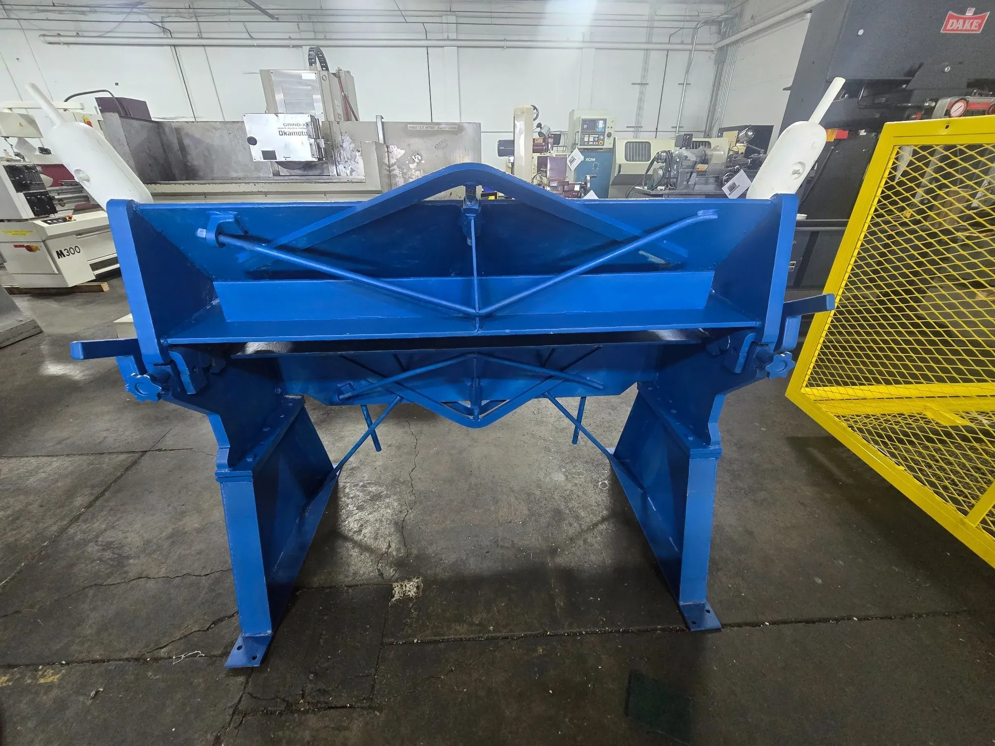 CHICAGO DREIS & KRUMP 48 1/2" X 12 GAUGE BOX AND PAN BRAKE, MODEL BPU 412-6 - undefined
