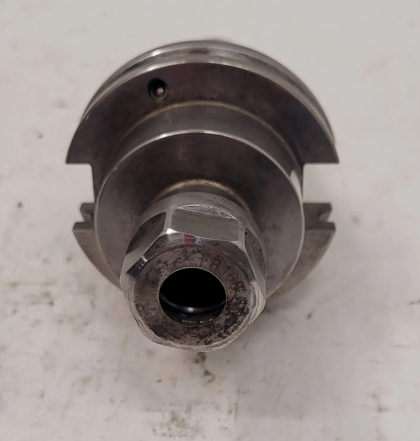 GS TOOLING CAT40 ER16-2.50" TOOL HOLDER, MATERIAL: STEEL, COOLANT THROUGH, PROJECTION: 2.50" - undefined