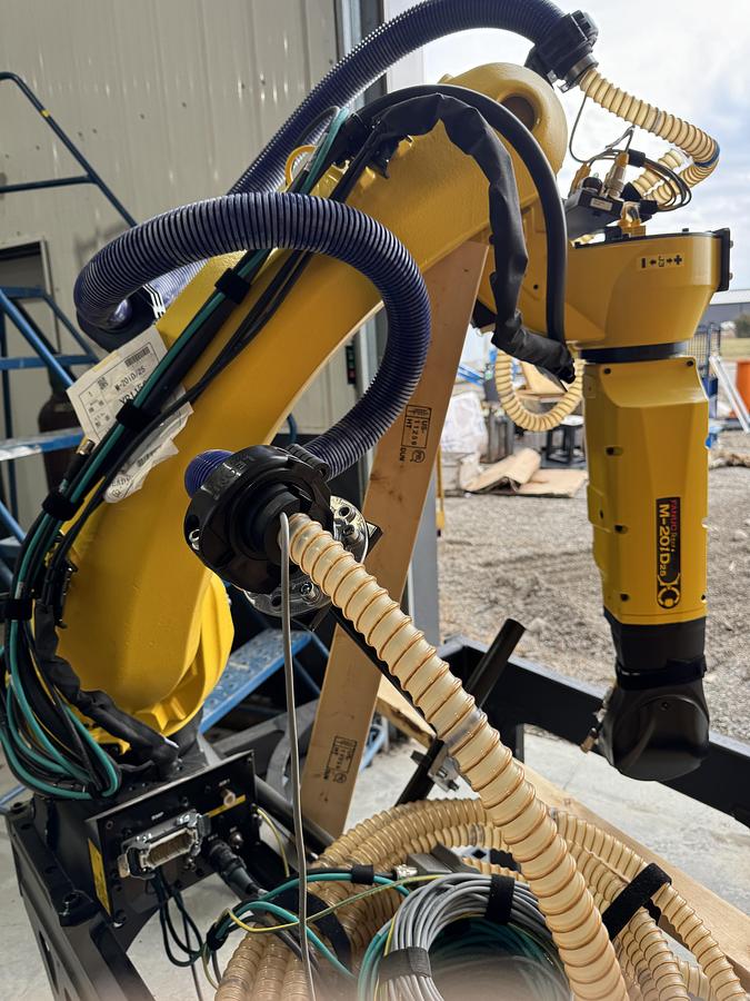 2021 FANUC M-20ID/25 ARTICULATED ROBOT, 25KG PAYLOAD, 1831MM REACH, R-30IB PLUS CONTROLLER - undefined