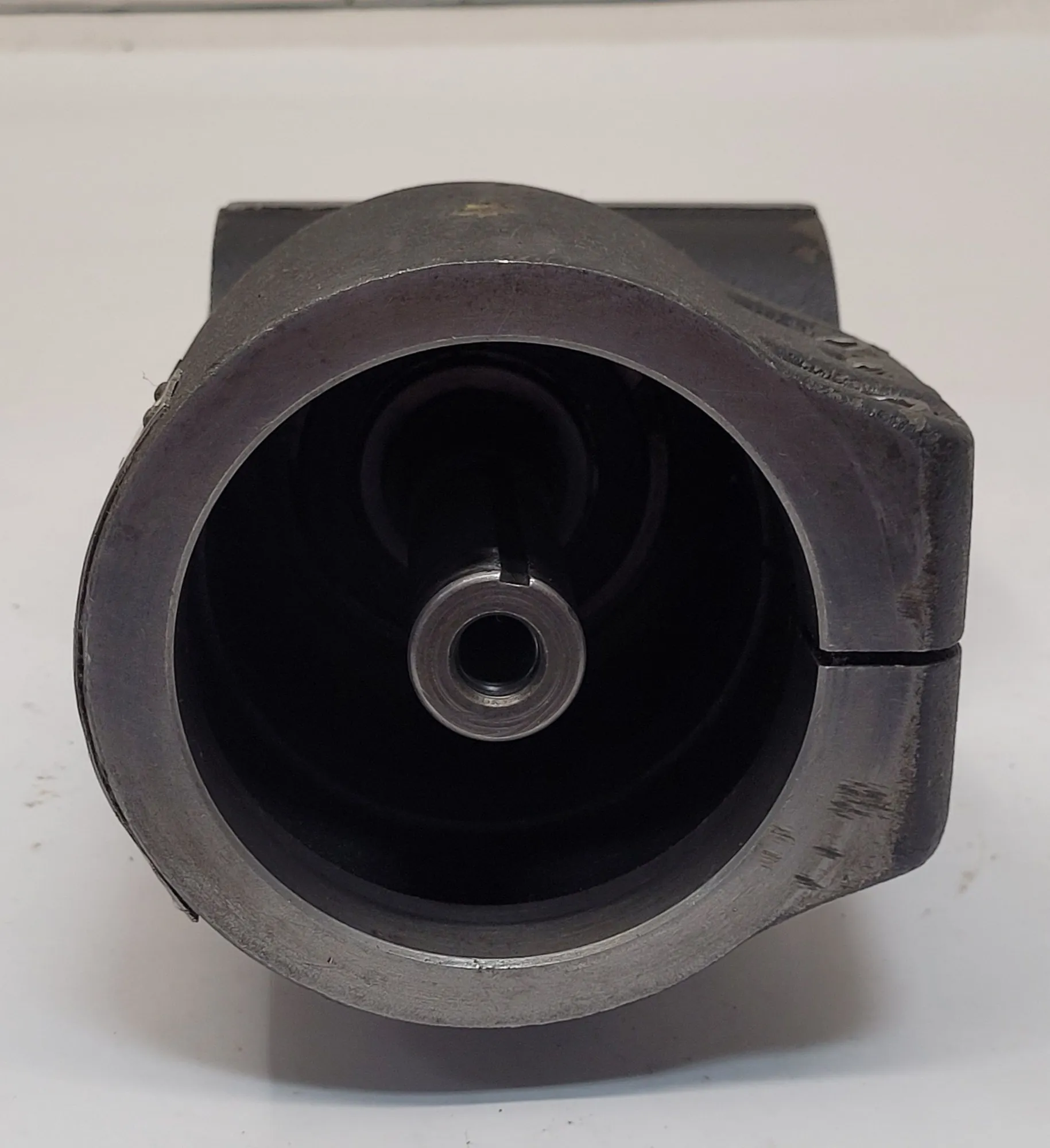 BRIDGEPORT TEXTRON RIGHT ANGLE HEAD, 2300 RPM, 8-1/4" HEIGHT, 3-1/8" OD - undefined