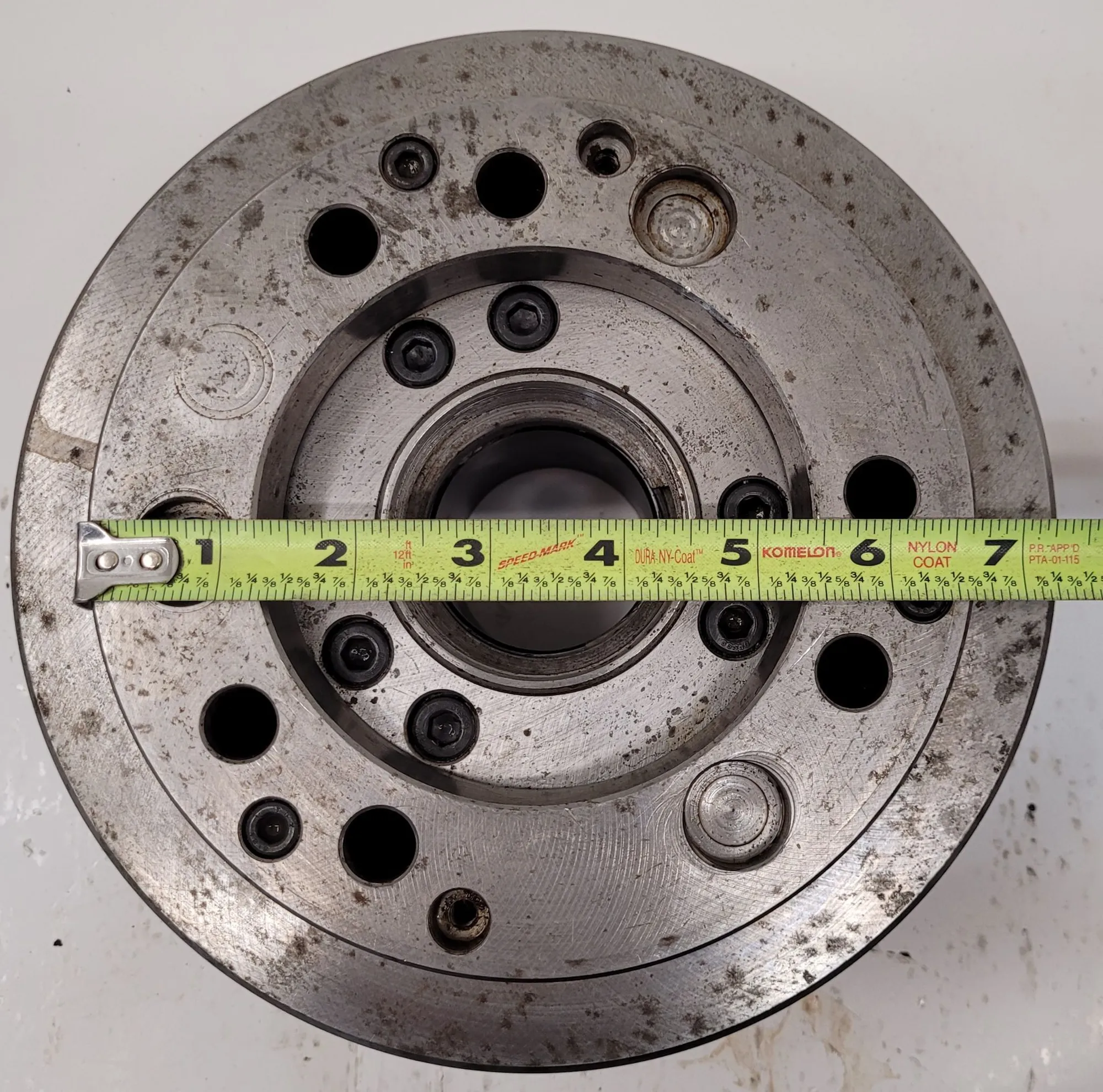 KITAGAWA B-208 3 JAW OPEN CENTRE POWER LATHE CHUCK - 8.25IN DIAMETER, 52MM THROUGH-HOLE - undefined