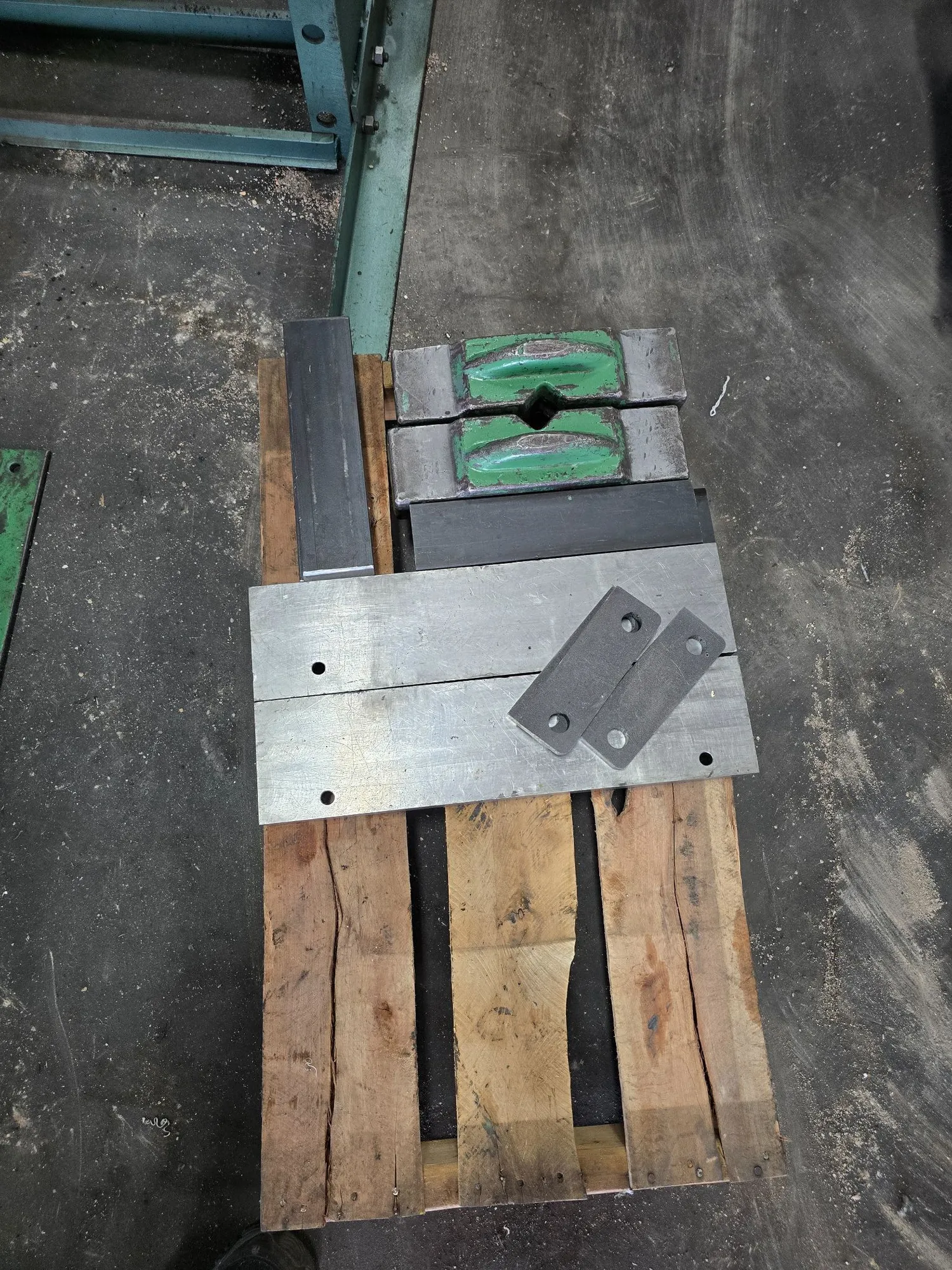 DAKE 908075 H-FRAME PRESS - 75T PRESS, 28T PULL, 2 HP, 440V, 10-IN STROKE, 5 IPM - undefined